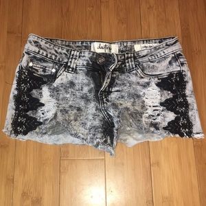 1️⃣🖤 Daytrip Jean Shorts